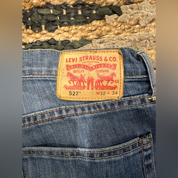 Levi’s 527 Slim Bootcut Jeans - Picture 3 of 3